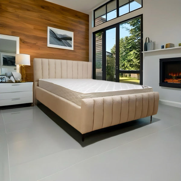 Ron- מיטה זוגית מרופדת בעיצוב פסים אנכיים מלא