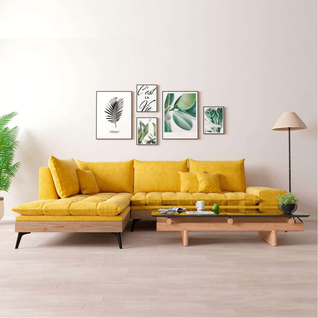 Manzanalit- ספה פינתית מרהיבה עם צוקל עץ בגוון חרדל